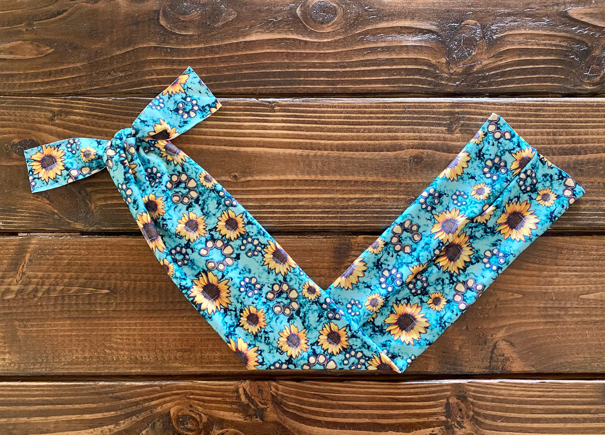 Turquoise Sunflower Tail Bag